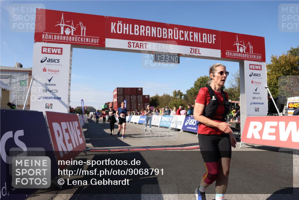 03.10.2025 - Köhlbrandbrückenlauf Lena Gebhardt http://msf.ph/oto/9068791 03.10.2025 13:33:41 Ziel 4006, 4744, 5074, 5179, 5281, 5367, 5546, 5579, 6094, 6734 meine-sportfotos.de