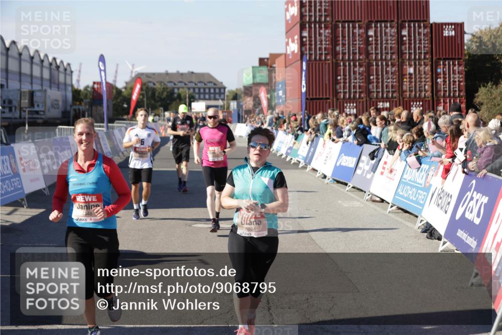 03.10.2025 - Köhlbrandbrückenlauf Jannik Wohlers http://msf.ph/oto/9068795 03.10.2025 13:13:29 Ziel 4065, 4324, 4383, 4448, 4580, 4583, 4595, 4853, 5034, 5147, 5261, 5358, 6788, 6789 meine-sportfotos.de