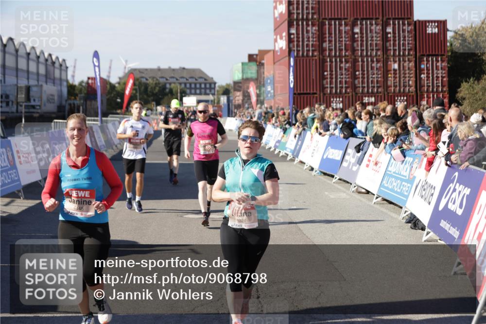 03.10.2025 - Köhlbrandbrückenlauf Jannik Wohlers http://msf.ph/oto/9068798 03.10.2025 13:13:29 Ziel 4065, 4324, 4383, 4448, 4580, 4583, 4595, 4853, 5034, 5147, 5261, 5358, 6788, 6789 meine-sportfotos.de