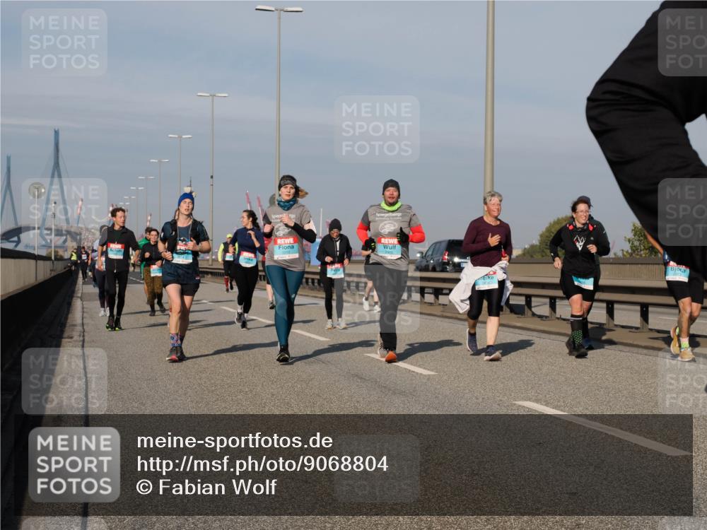 03.10.2025 - Köhlbrandbrückenlauf Fabian Wolf http://msf.ph/oto/9068804 03.10.2025 10:11:23 Position 3 2212, 2365 meine-sportfotos.de