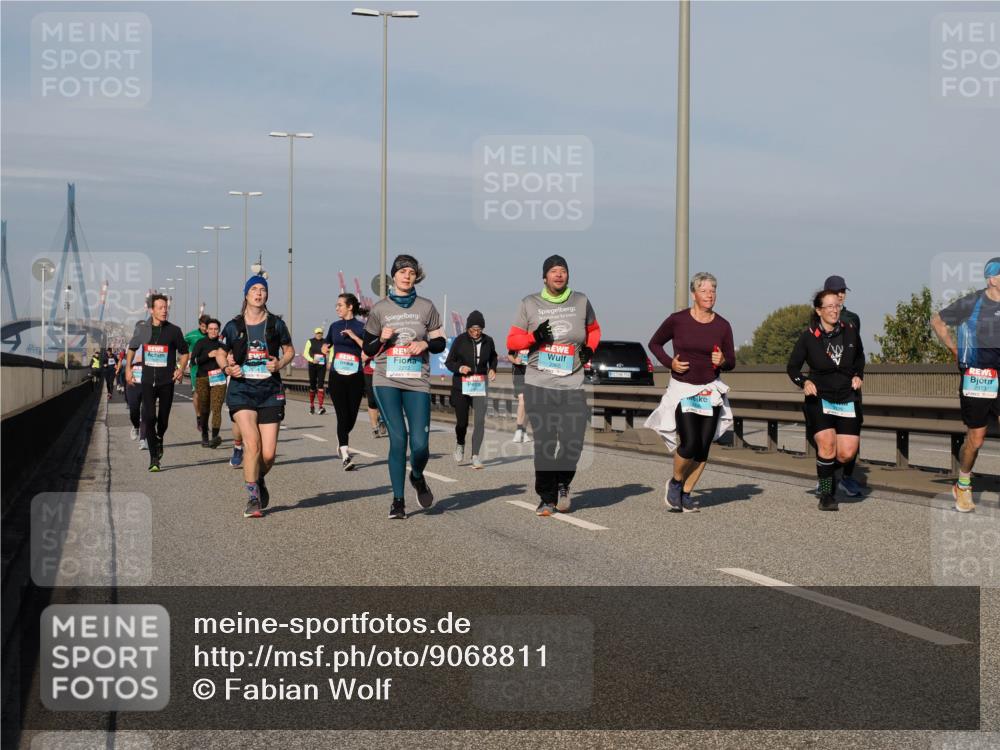 03.10.2025 - Köhlbrandbrückenlauf Fabian Wolf http://msf.ph/oto/9068811 03.10.2025 10:11:24 Position 3 770 meine-sportfotos.de