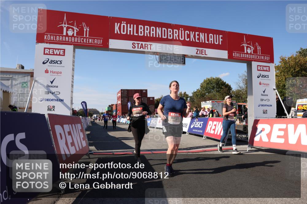 03.10.2025 - Köhlbrandbrückenlauf Lena Gebhardt http://msf.ph/oto/9068812 03.10.2025 13:33:43 Ziel 4744, 5074, 5077, 5179, 5367, 5546, 5579, 6094, 6734 meine-sportfotos.de