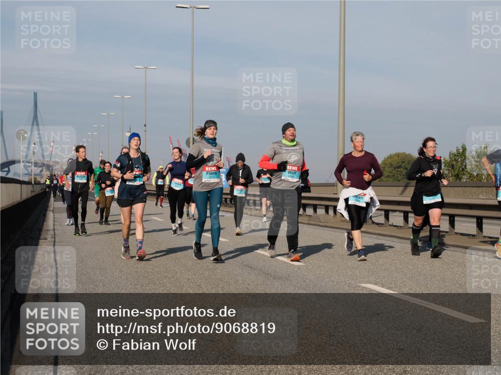 03.10.2025 - Köhlbrandbrückenlauf Fabian Wolf http://msf.ph/oto/9068819 03.10.2025 10:11:24 Position 3 2212, 2365 meine-sportfotos.de