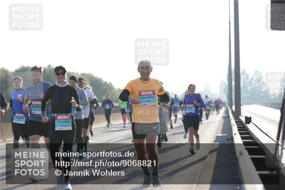 03.10.2025 - Köhlbrandbrückenlauf Jannik Wohlers http://msf.ph/oto/9068821 03.10.2025 09:16:42 Position 3 3710, 2814, 1428 meine-sportfotos.de