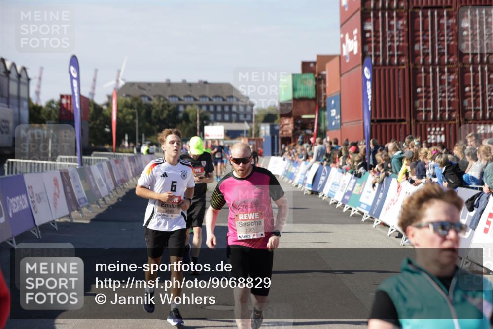 03.10.2025 - Köhlbrandbrückenlauf Jannik Wohlers http://msf.ph/oto/9068829 03.10.2025 13:13:30 Ziel 4065, 4324, 4383, 4448, 4580, 4595, 4853, 5034, 5147, 5261, 5358, 6788, 6789 meine-sportfotos.de