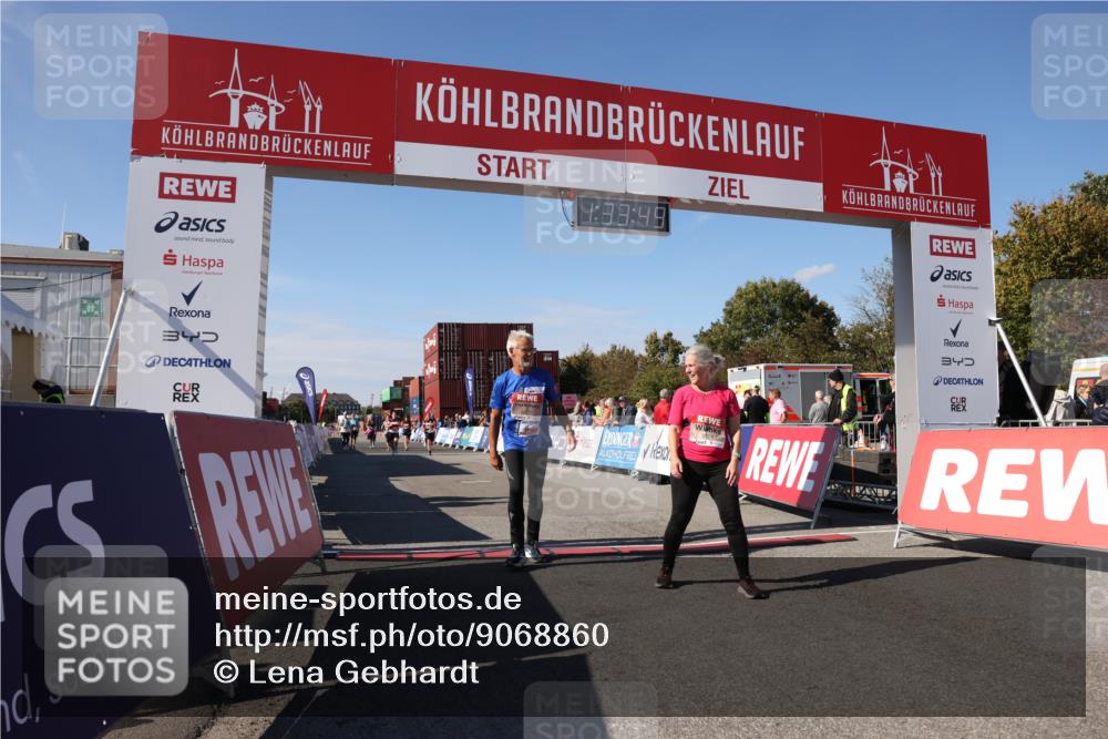 03.10.2025 - Köhlbrandbrückenlauf Lena Gebhardt http://msf.ph/oto/9068860 03.10.2025 13:33:50 Ziel 5074, 5077, 5367, 5579, 6734 meine-sportfotos.de