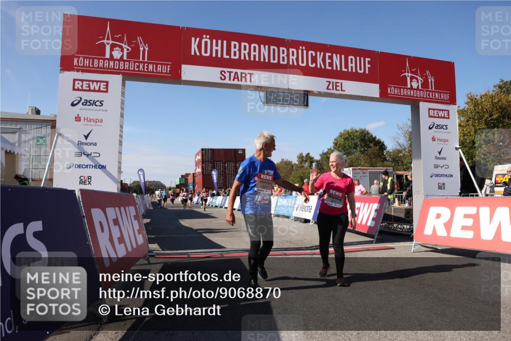 03.10.2025 - Köhlbrandbrückenlauf Lena Gebhardt http://msf.ph/oto/9068870 03.10.2025 13:33:51 Ziel 4970, 5036, 5074, 5077, 5367, 5579, 6734 meine-sportfotos.de