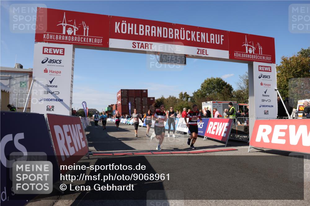 03.10.2025 - Köhlbrandbrückenlauf Lena Gebhardt http://msf.ph/oto/9068961 03.10.2025 13:33:57 Ziel 4919, 4970, 5036, 5074, 5077, 5300, 6246, 6420, 6421 meine-sportfotos.de