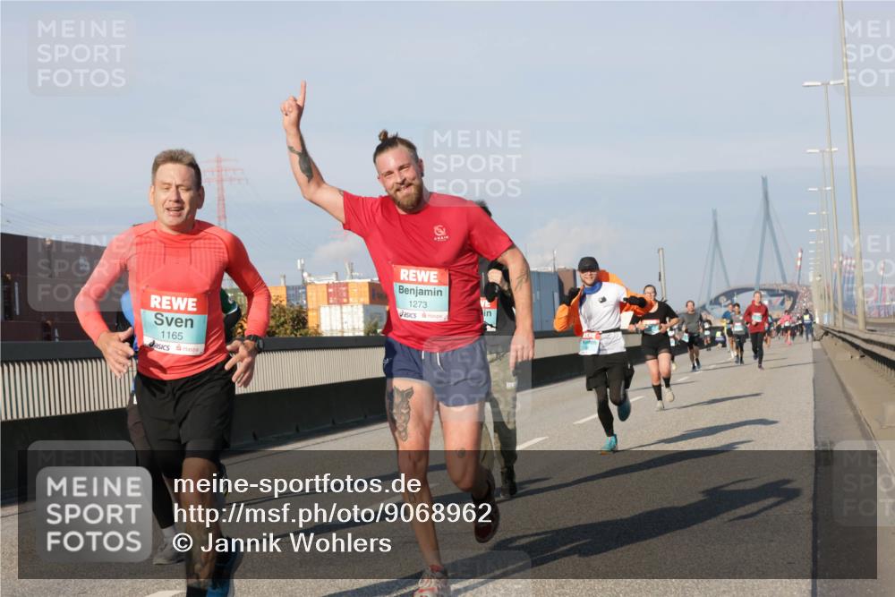 03.10.2025 - Köhlbrandbrückenlauf Jannik Wohlers http://msf.ph/oto/9068962 03.10.2025 09:48:10 Position 3 1165, 1273 meine-sportfotos.de