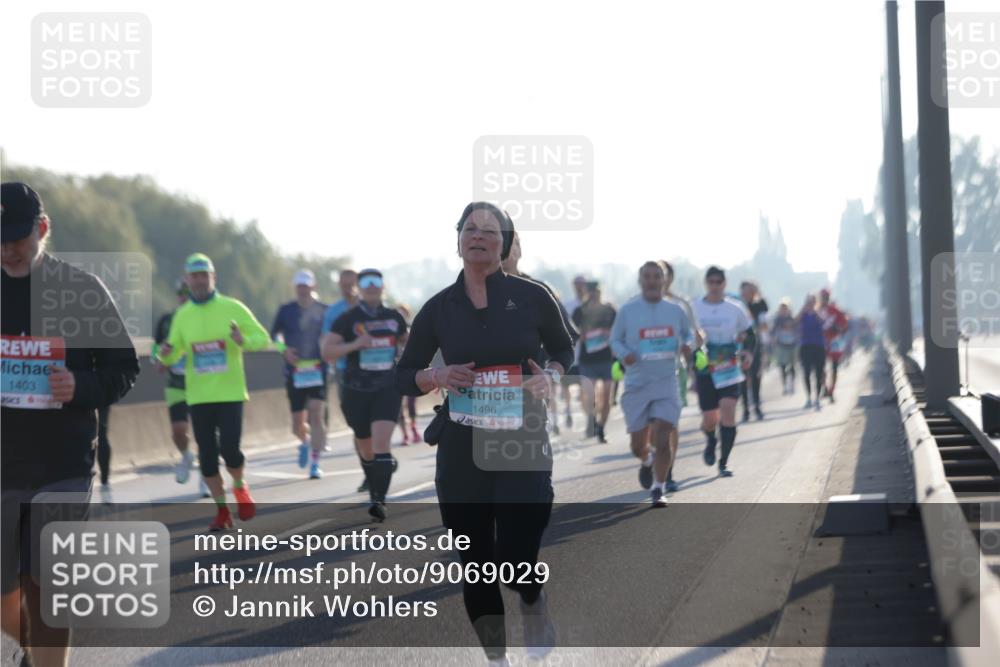 03.10.2025 - Köhlbrandbrückenlauf Jannik Wohlers http://msf.ph/oto/9069029 03.10.2025 09:16:48 Position 3 1403, 1496 meine-sportfotos.de