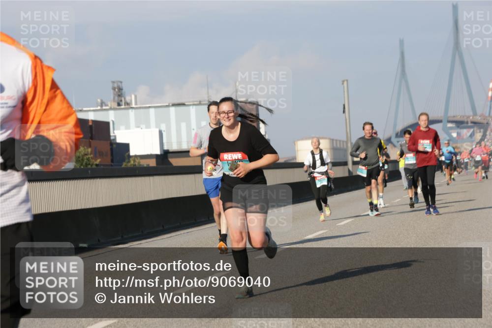 03.10.2025 - Köhlbrandbrückenlauf Jannik Wohlers http://msf.ph/oto/9069040 03.10.2025 09:48:13 Position 3  meine-sportfotos.de