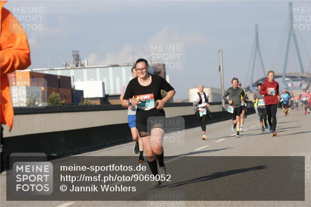 03.10.2025 - Köhlbrandbrückenlauf Jannik Wohlers http://msf.ph/oto/9069052 03.10.2025 09:48:13 Position 3 3316 meine-sportfotos.de