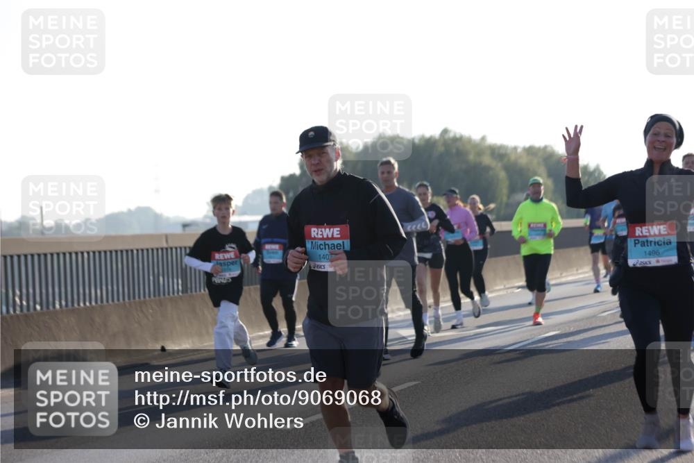 03.10.2025 - Köhlbrandbrückenlauf Jannik Wohlers http://msf.ph/oto/9069068 03.10.2025 09:16:49 Position 3 140, 1496 meine-sportfotos.de