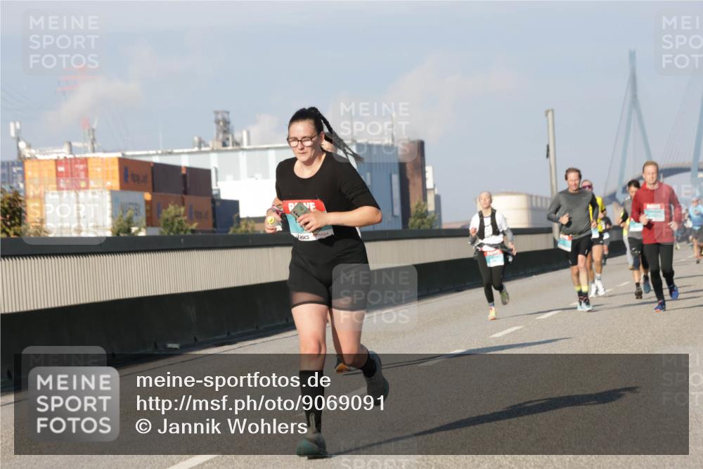 03.10.2025 - Köhlbrandbrückenlauf Jannik Wohlers http://msf.ph/oto/9069091 03.10.2025 09:48:14 Position 3  meine-sportfotos.de