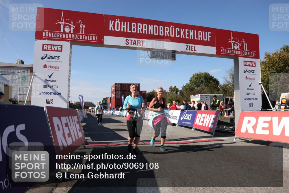 03.10.2025 - Köhlbrandbrückenlauf Lena Gebhardt http://msf.ph/oto/9069108 03.10.2025 13:34:03 Ziel 4438, 4919, 4970, 5036, 5300, 6095, 6246, 6420, 6421 meine-sportfotos.de