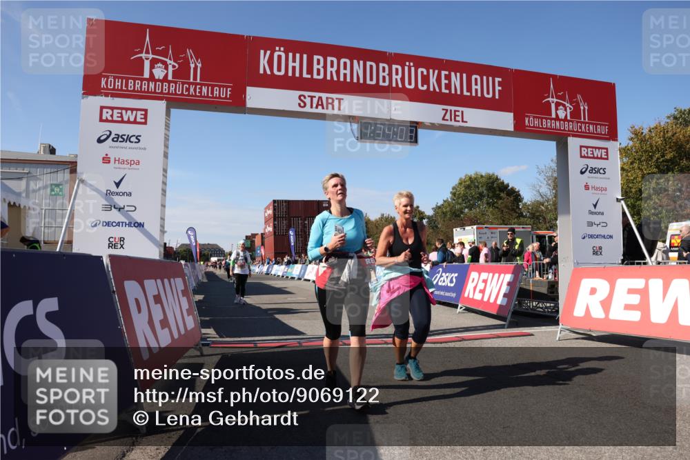 03.10.2025 - Köhlbrandbrückenlauf Lena Gebhardt http://msf.ph/oto/9069122 03.10.2025 13:34:03 Ziel 4438, 4919, 4970, 5036, 5300, 6095, 6246, 6420, 6421 meine-sportfotos.de