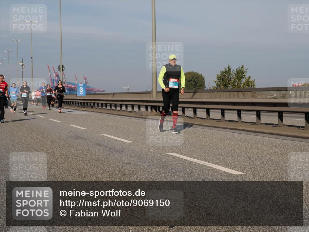03.10.2025 - Köhlbrandbrückenlauf Fabian Wolf http://msf.ph/oto/9069150 03.10.2025 10:11:37 Position 3  meine-sportfotos.de