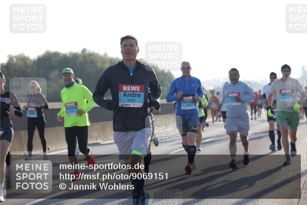 03.10.2025 - Köhlbrandbrückenlauf Jannik Wohlers http://msf.ph/oto/9069151 03.10.2025 09:16:51 Position 3 3656, 1776, 1302 meine-sportfotos.de