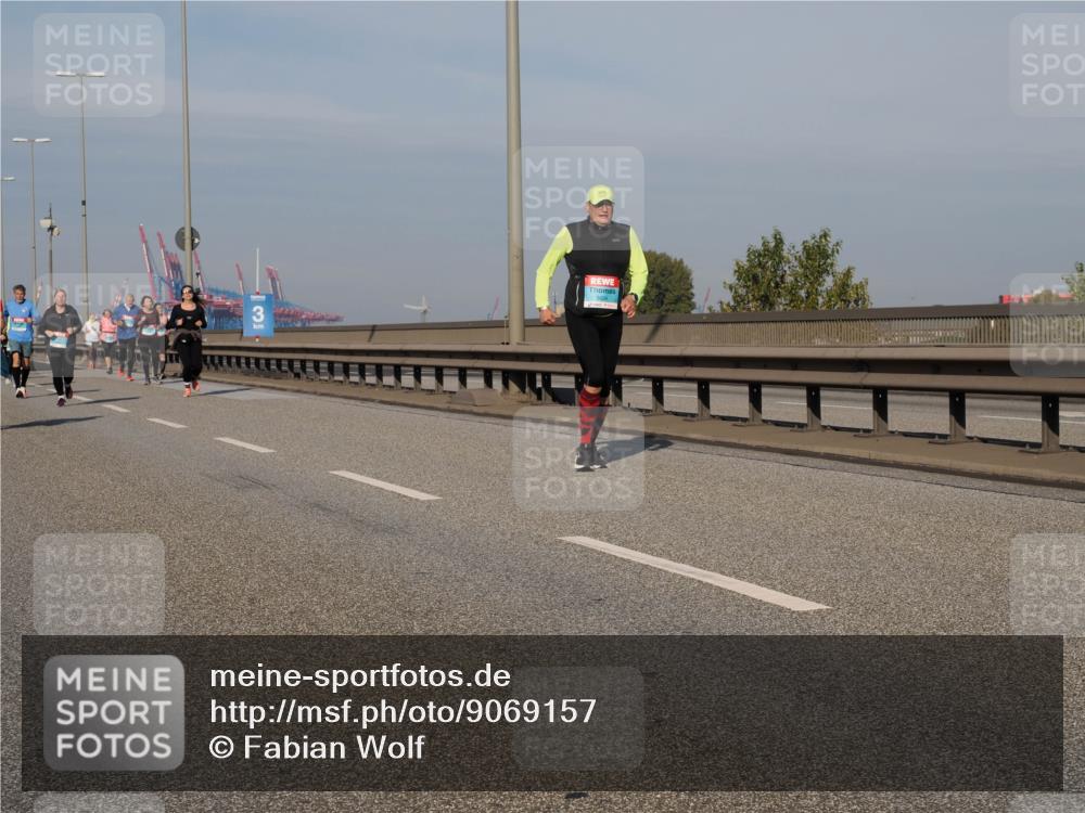03.10.2025 - Köhlbrandbrückenlauf Fabian Wolf http://msf.ph/oto/9069157 03.10.2025 10:11:38 Position 3  meine-sportfotos.de