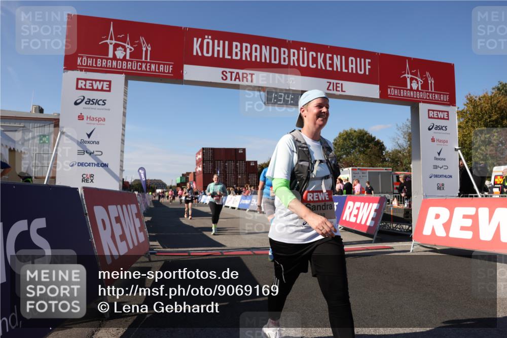 03.10.2025 - Köhlbrandbrückenlauf Lena Gebhardt http://msf.ph/oto/9069169 03.10.2025 13:34:10 Ziel 4438, 5593, 6095, 6420, 6421, 6574 meine-sportfotos.de
