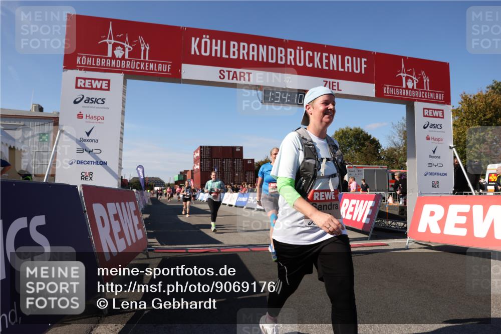 03.10.2025 - Köhlbrandbrückenlauf Lena Gebhardt http://msf.ph/oto/9069176 03.10.2025 13:34:10 Ziel 4438, 5593, 6095, 6420, 6421, 6574 meine-sportfotos.de
