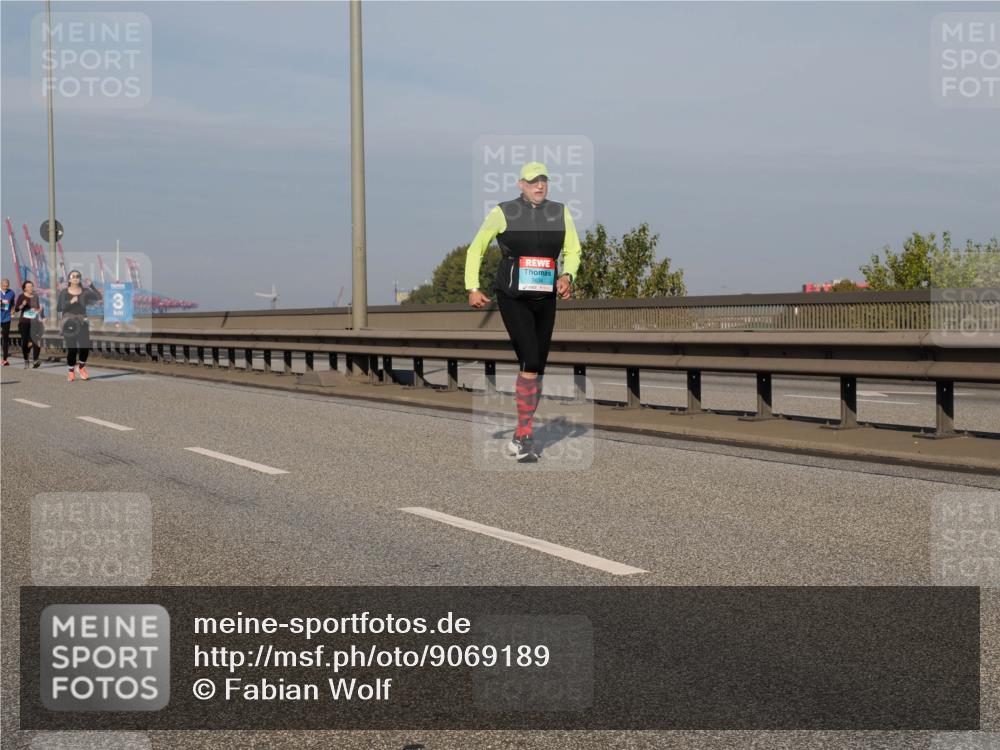 03.10.2025 - Köhlbrandbrückenlauf Fabian Wolf http://msf.ph/oto/9069189 03.10.2025 10:11:38 Position 3 3, 3634 meine-sportfotos.de