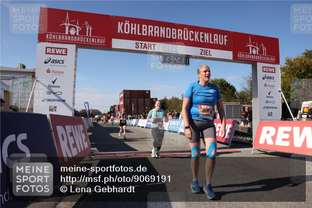 03.10.2025 - Köhlbrandbrückenlauf Lena Gebhardt http://msf.ph/oto/9069191 03.10.2025 13:34:12 Ziel 4438, 4674, 5593, 6095, 6421, 6574 meine-sportfotos.de