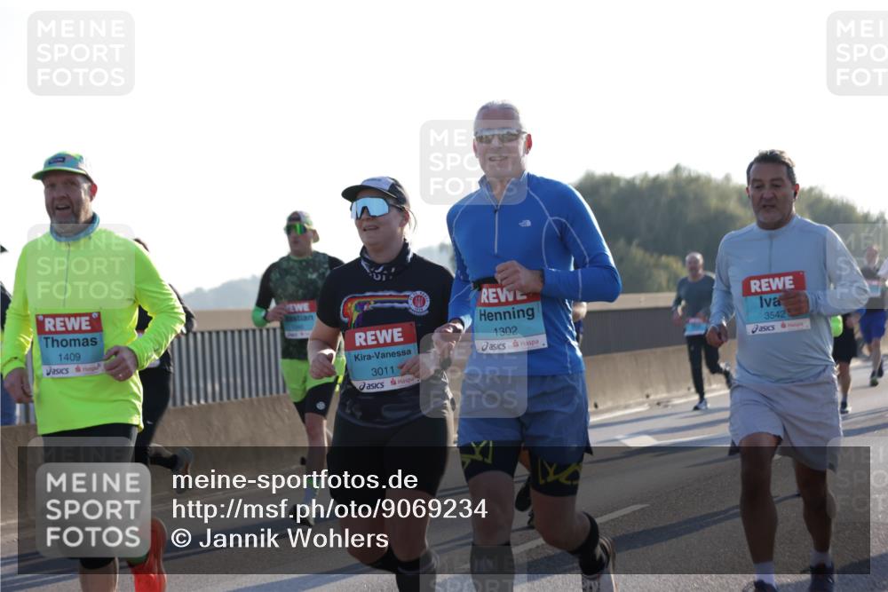 03.10.2025 - Köhlbrandbrückenlauf Jannik Wohlers http://msf.ph/oto/9069234 03.10.2025 09:16:54 Position 3 1409, 3011, 1302, 3542 meine-sportfotos.de