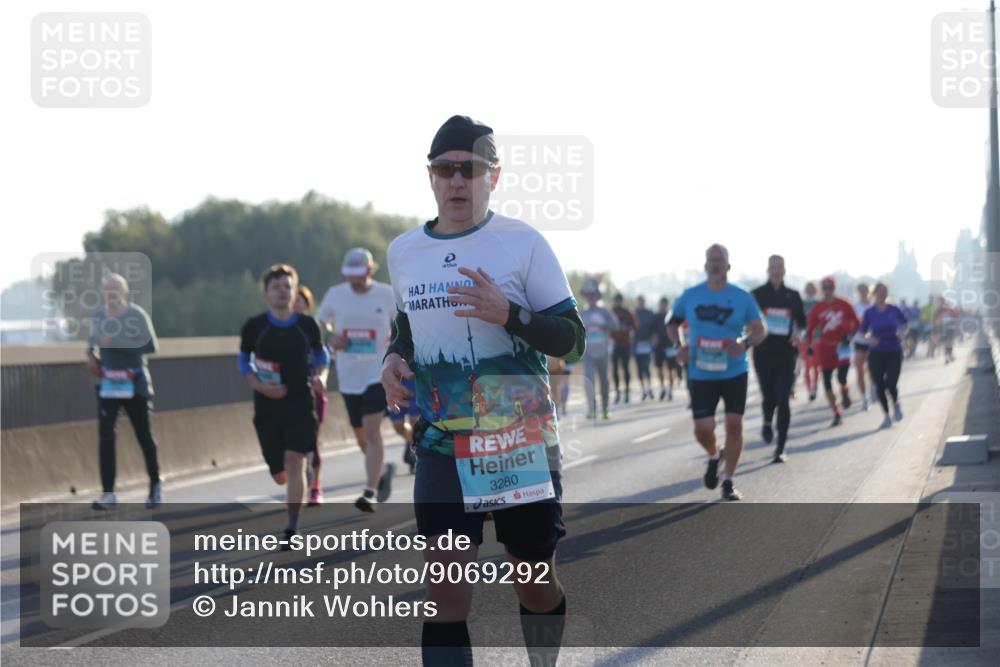 03.10.2025 - Köhlbrandbrückenlauf Jannik Wohlers http://msf.ph/oto/9069292 03.10.2025 09:16:56 Position 3 3280 meine-sportfotos.de