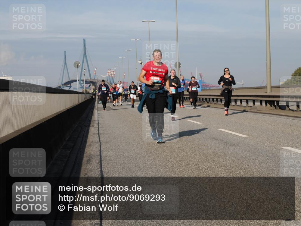 03.10.2025 - Köhlbrandbrückenlauf Fabian Wolf http://msf.ph/oto/9069293 03.10.2025 10:11:43 Position 3  meine-sportfotos.de