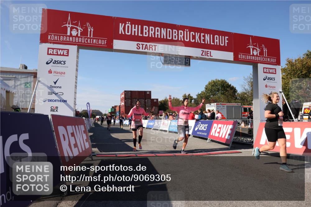 03.10.2025 - Köhlbrandbrückenlauf Lena Gebhardt http://msf.ph/oto/9069305 03.10.2025 13:34:20 Ziel 4674, 5207, 5221, 5437, 5593, 5693, 5695, 6574 meine-sportfotos.de