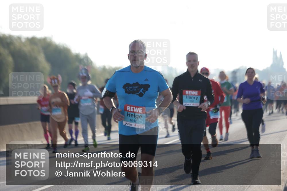 03.10.2025 - Köhlbrandbrückenlauf Jannik Wohlers http://msf.ph/oto/9069314 03.10.2025 09:16:58 Position 3 1397, 1642 meine-sportfotos.de