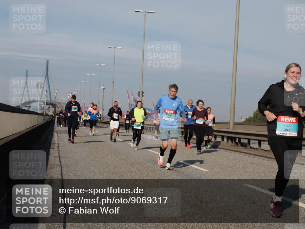 03.10.2025 - Köhlbrandbrückenlauf Fabian Wolf http://msf.ph/oto/9069317 03.10.2025 10:11:49 Position 3 2646, 3800 meine-sportfotos.de