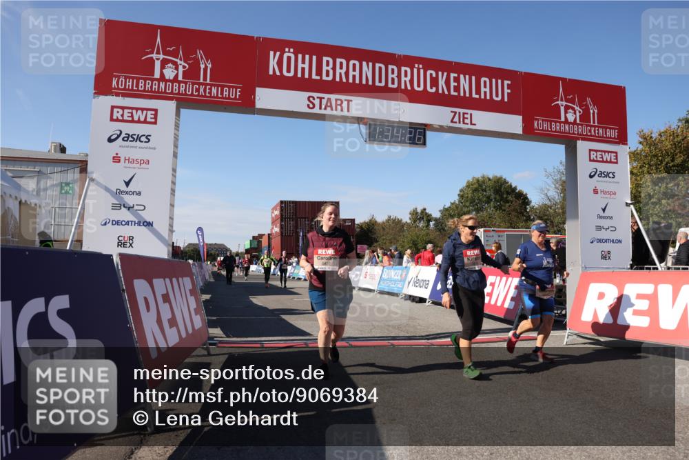 03.10.2025 - Köhlbrandbrückenlauf Lena Gebhardt http://msf.ph/oto/9069384 03.10.2025 13:34:26 Ziel 4674, 4702, 4754, 5207, 5221, 5437, 5693, 5695 meine-sportfotos.de