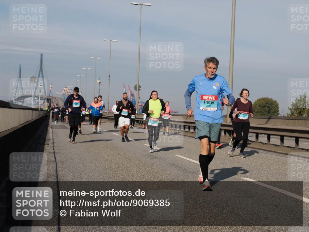 03.10.2025 - Köhlbrandbrückenlauf Fabian Wolf http://msf.ph/oto/9069385 03.10.2025 10:11:50 Position 3 2646 meine-sportfotos.de