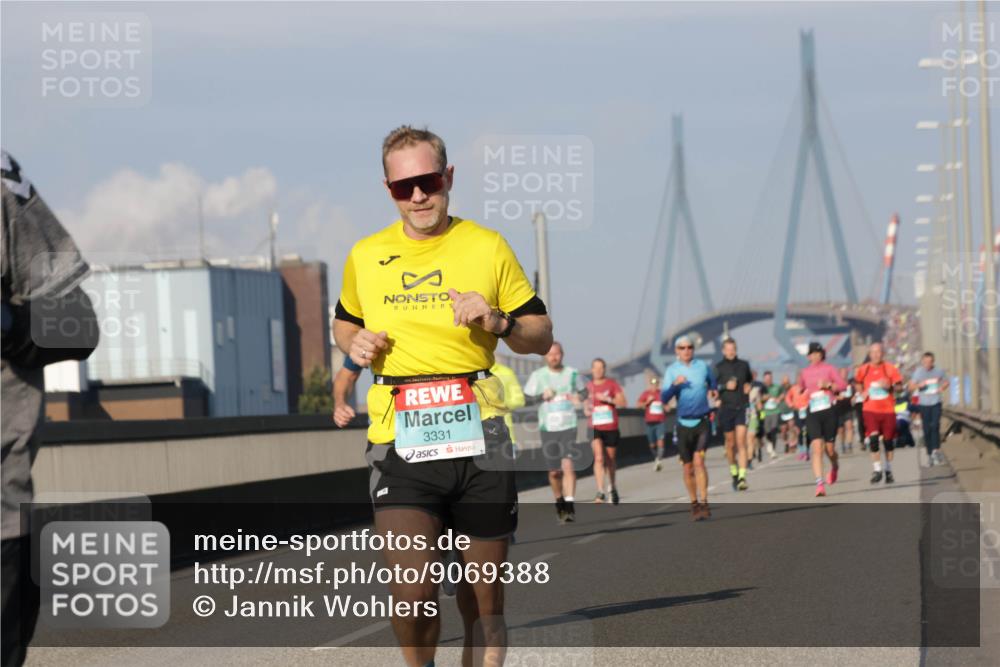 03.10.2025 - Köhlbrandbrückenlauf Jannik Wohlers http://msf.ph/oto/9069388 03.10.2025 09:48:23 Position 3 3331 meine-sportfotos.de