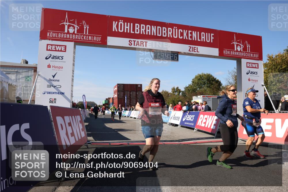 03.10.2025 - Köhlbrandbrückenlauf Lena Gebhardt http://msf.ph/oto/9069404 03.10.2025 13:34:27 Ziel 4674, 4702, 4754, 5207, 5221, 5437, 5693, 5695 meine-sportfotos.de
