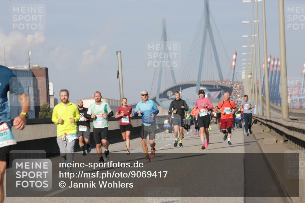 03.10.2025 - Köhlbrandbrückenlauf Jannik Wohlers http://msf.ph/oto/9069417 03.10.2025 09:48:26 Position 3 357 meine-sportfotos.de