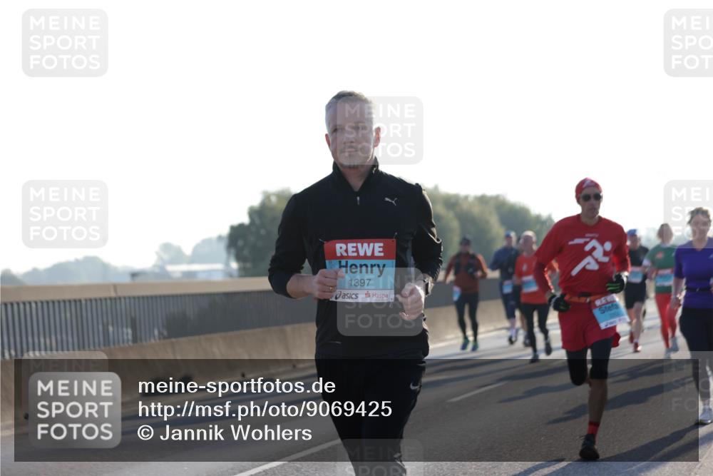 03.10.2025 - Köhlbrandbrückenlauf Jannik Wohlers http://msf.ph/oto/9069425 03.10.2025 09:17:02 Position 3 1397 meine-sportfotos.de
