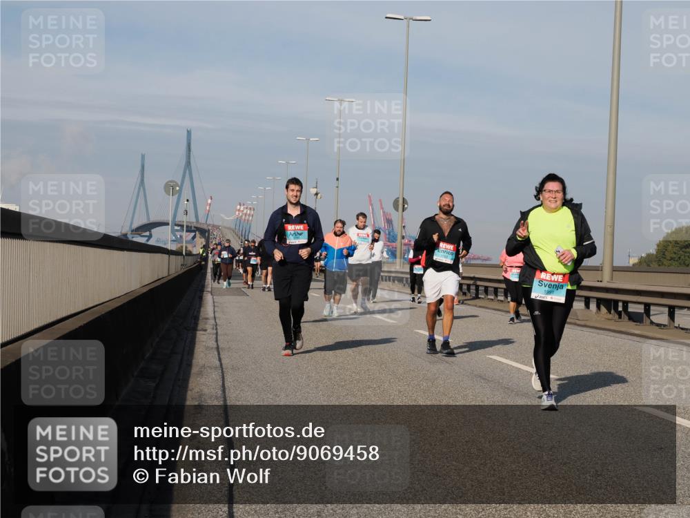 03.10.2025 - Köhlbrandbrückenlauf Fabian Wolf http://msf.ph/oto/9069458 03.10.2025 10:11:53 Position 3 1991 meine-sportfotos.de