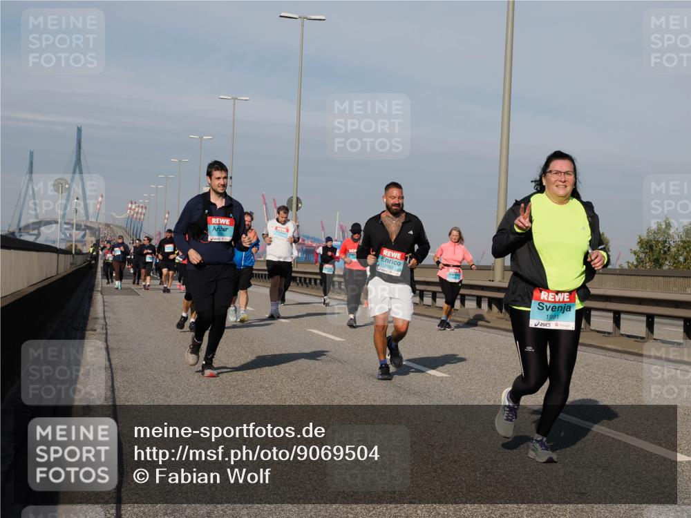 03.10.2025 - Köhlbrandbrückenlauf Fabian Wolf http://msf.ph/oto/9069504 03.10.2025 10:11:54 Position 3 1763, 1991 meine-sportfotos.de
