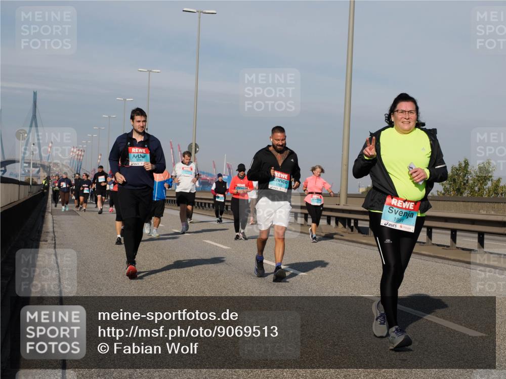 03.10.2025 - Köhlbrandbrückenlauf Fabian Wolf http://msf.ph/oto/9069513 03.10.2025 10:11:55 Position 3 3780, 1763, 1991 meine-sportfotos.de