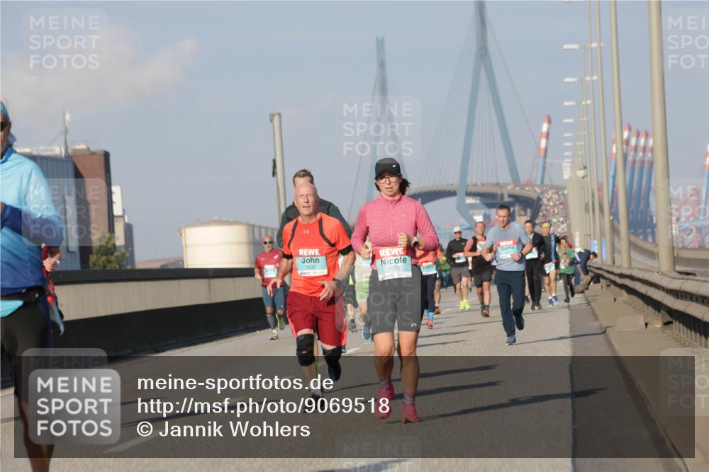 03.10.2025 - Köhlbrandbrückenlauf Jannik Wohlers http://msf.ph/oto/9069518 03.10.2025 09:48:33 Position 3 3305, 1123 meine-sportfotos.de