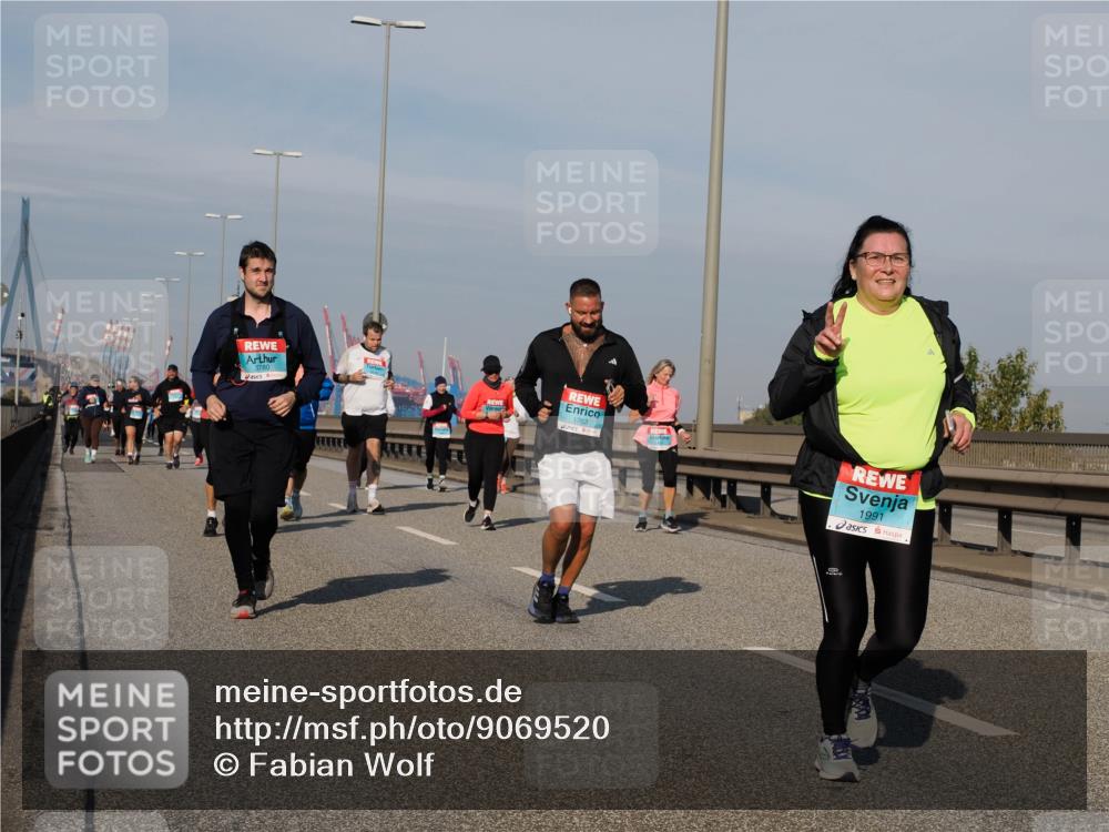 03.10.2025 - Köhlbrandbrückenlauf Fabian Wolf http://msf.ph/oto/9069520 03.10.2025 10:11:55 Position 3 3780, 1763, 1991 meine-sportfotos.de