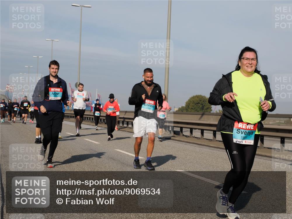03.10.2025 - Köhlbrandbrückenlauf Fabian Wolf http://msf.ph/oto/9069534 03.10.2025 10:11:55 Position 3 1763, 1991 meine-sportfotos.de