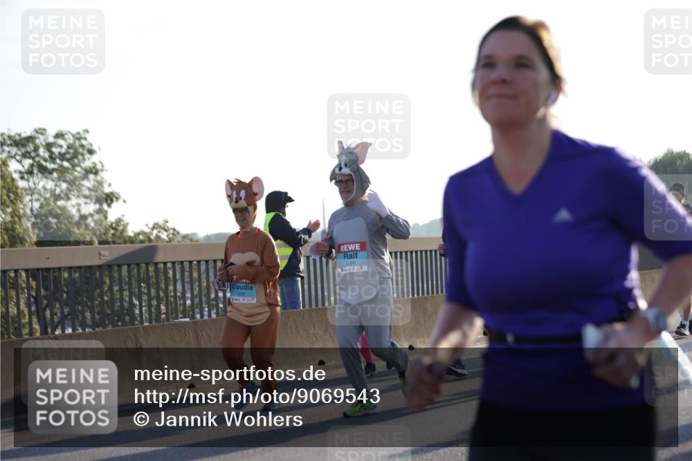 03.10.2025 - Köhlbrandbrückenlauf Jannik Wohlers http://msf.ph/oto/9069543 03.10.2025 09:17:05 Position 3 1288, 1289 meine-sportfotos.de