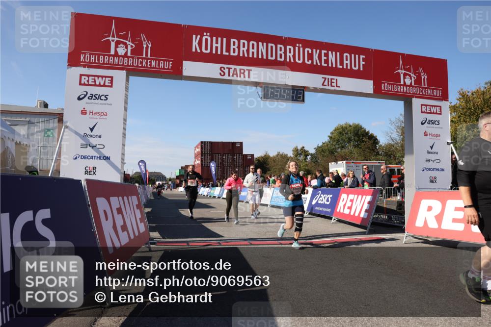 03.10.2025 - Köhlbrandbrückenlauf Lena Gebhardt http://msf.ph/oto/9069563 03.10.2025 13:34:43 Ziel 4112, 4498, 4767, 4997, 5390, 5407, 5465, 6196, 6289, 6290, 6486 meine-sportfotos.de
