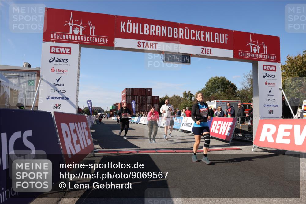 03.10.2025 - Köhlbrandbrückenlauf Lena Gebhardt http://msf.ph/oto/9069567 03.10.2025 13:34:44 Ziel 4112, 4498, 4767, 4997, 5390, 5407, 5465, 6196, 6289, 6290, 6357, 6486 meine-sportfotos.de