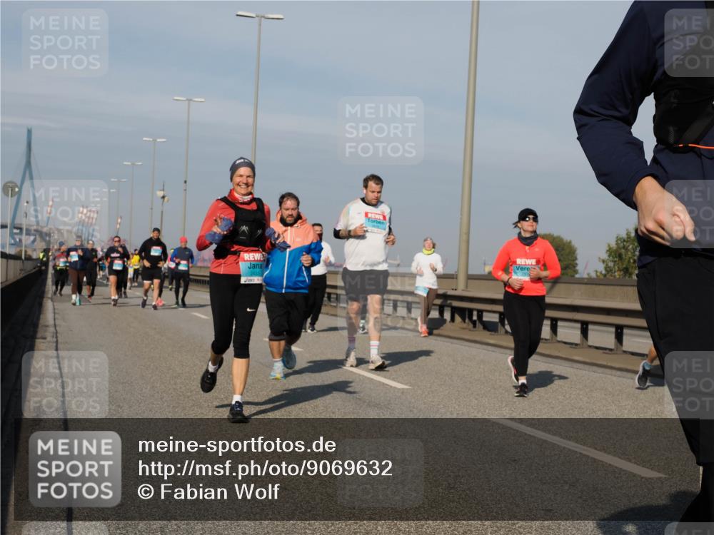 03.10.2025 - Köhlbrandbrückenlauf Fabian Wolf http://msf.ph/oto/9069632 03.10.2025 10:11:59 Position 3  meine-sportfotos.de