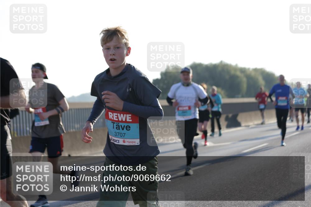 03.10.2025 - Köhlbrandbrückenlauf Jannik Wohlers http://msf.ph/oto/9069662 03.10.2025 09:17:08 Position 3 3707 meine-sportfotos.de